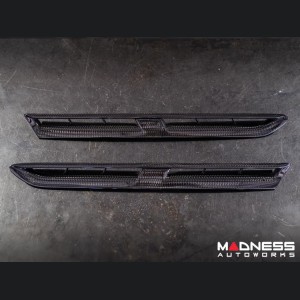  Nissan GT-R Front Fender Duct Set - Carbon Fiber